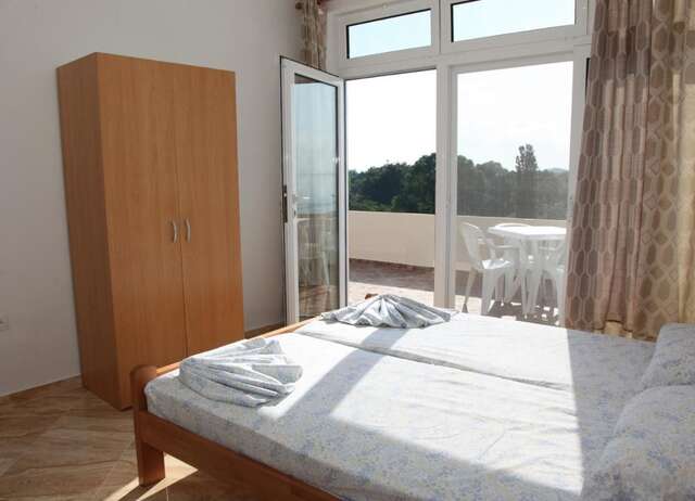 Апартаменты Sand and Sea Apartments Улцинь-16