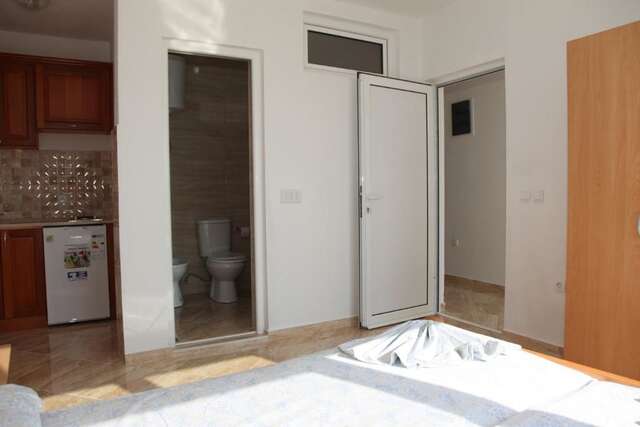 Апартаменты Sand and Sea Apartments Улцинь-32